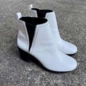 Parker & Sky Boots Womens 11M Sophie Chelsea White Faux Leather Ankle Block Heel